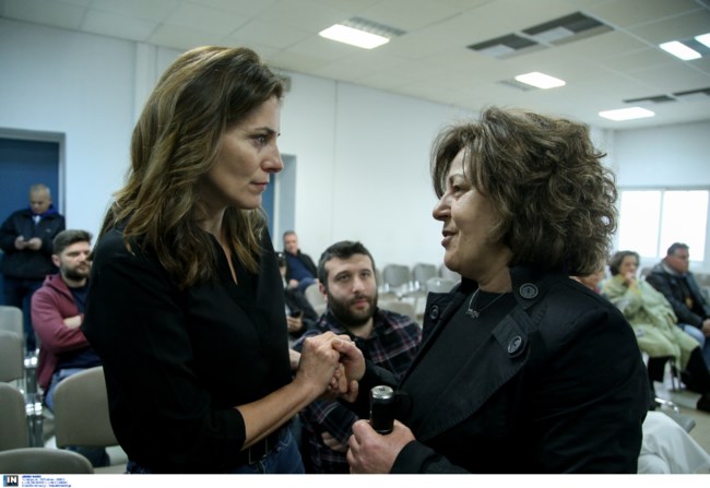 Η Μπέττυ Μπαζιάνα γράφει στην Αυγή για τη δίκη της Χρυσής Αυγής, τη δολοφονία Φύσσα και τα συστημικά Μέσα Ενημέρωσης