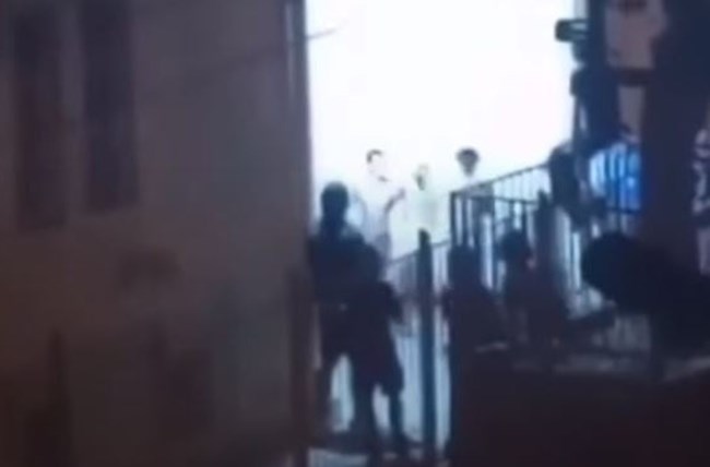 αυτοσχεδιο ρινγκ
