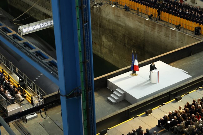 Ανάλυση: Τι σημαίνει για την Ελλάδα η "πυρηνική ομπρέλα" Μακρόν- Πού θα σταθμεύουν τα εξοπλισμένα με πυρηνικά αεροσκάφη