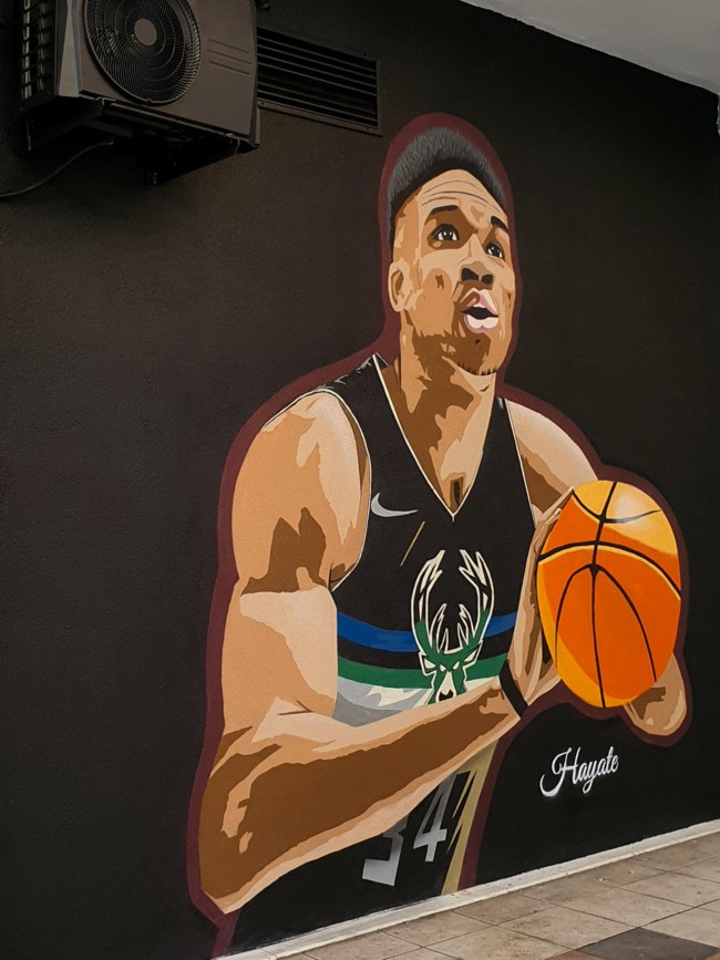 Αντετοκούνμπο: Εντυπωσιακό mural με τη μορφή του Γιάννη από τον "Hayate" [Εικόνες]