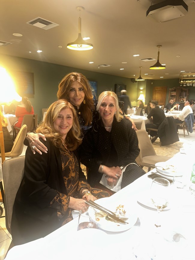 Mιμή Ντενίση: Έξοδος υψηλής γαστρονομίας με τον Σωτήρη Πολύζο