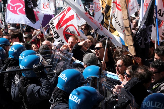 ΒΕΝΕΤΙΑ ΔΙΑΜΑΡΤΥΡΙΕΣ ΠΟΛΙΤΩΝ ΓΙΑ ΤΟ ΕΙΣΙΤΗΡΙΟ 5 ΕΥΡΩ