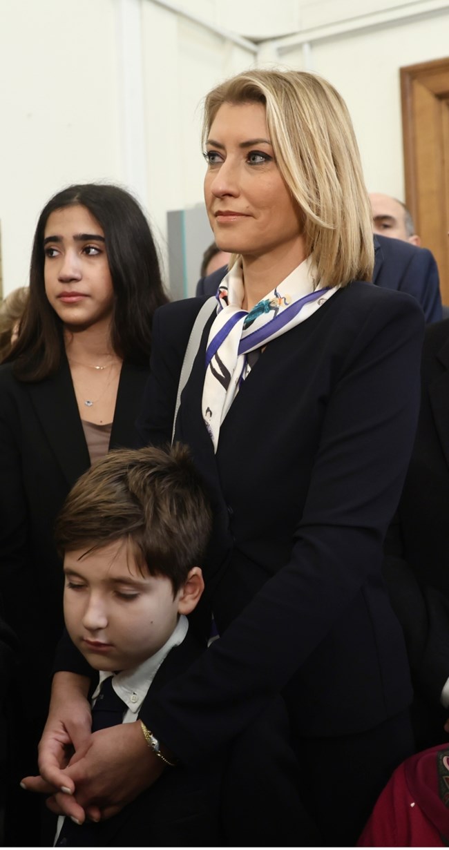 ΣΙΑ ΚΟΣΙΩΝΗ