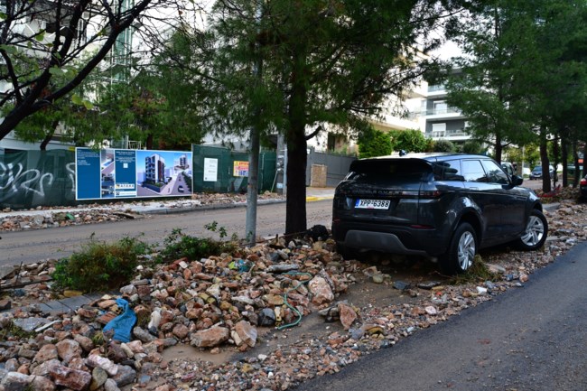 γλυφαδα πλημμυρα