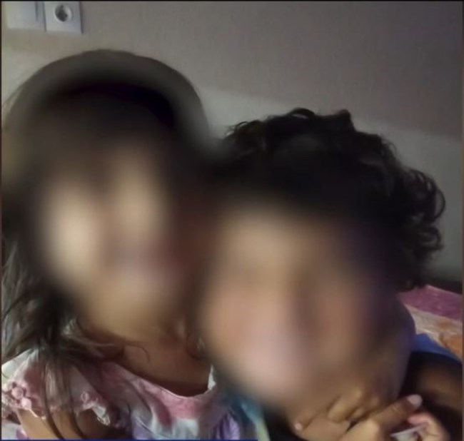 Λάρισα: Τα παιδιά υπέδειξαν τον κακοποιητή τους - "Ο Γιάννης με έκαψε στο πρόσωπο", αναζητείται ο σύντροφος της μητέρας τους