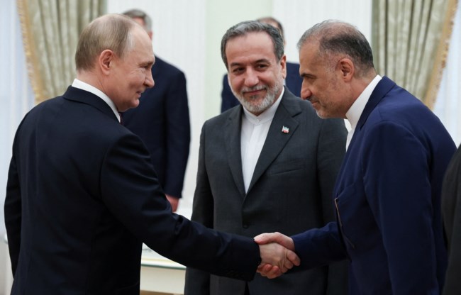 Ο Πούτιν καταδίκασε απευθυνόμενος στον Ιρανό ΥΠΕΞ Αραγτσί την "απρόκλητη επίθεση" χωρίς καμία "αιτιολογία"