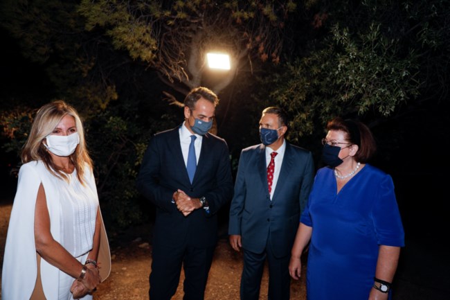 Ακρόπολη: Εντυπωσιάζει ο νέος φωτισμός στον Ιερό Βράχο μετά από 16 χρόνια [εικόνες- βίντεο]