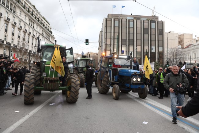 ΤΡΑΚΤΕΡ ΣΥΝΤΑΓΜΑ