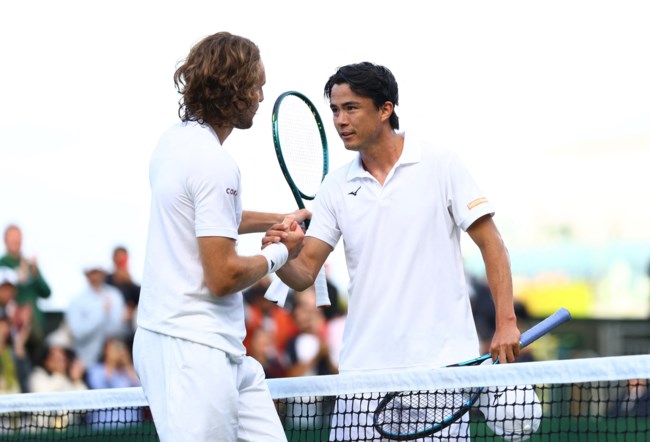 Wimbledon: Νικηφόρα πρεμιέρα για τον Στέφανο Τσιτσιπά