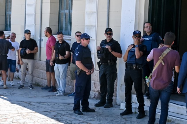 Άργος: "Δεν υπήρξε δόλος" λένε οι αστυνομικοί που πυροβόλησαν τον 20χρονο – Εξαιρετικά κρίσιμη η κατάστασή του