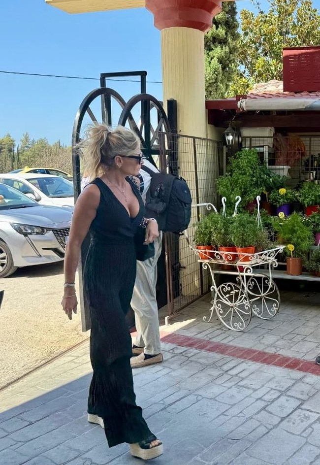 ΚΗΔΕΙΑ ΑΛΕΞΑΝΔΡΑ ΝΙΚΟΛΑΙΔΟΥ