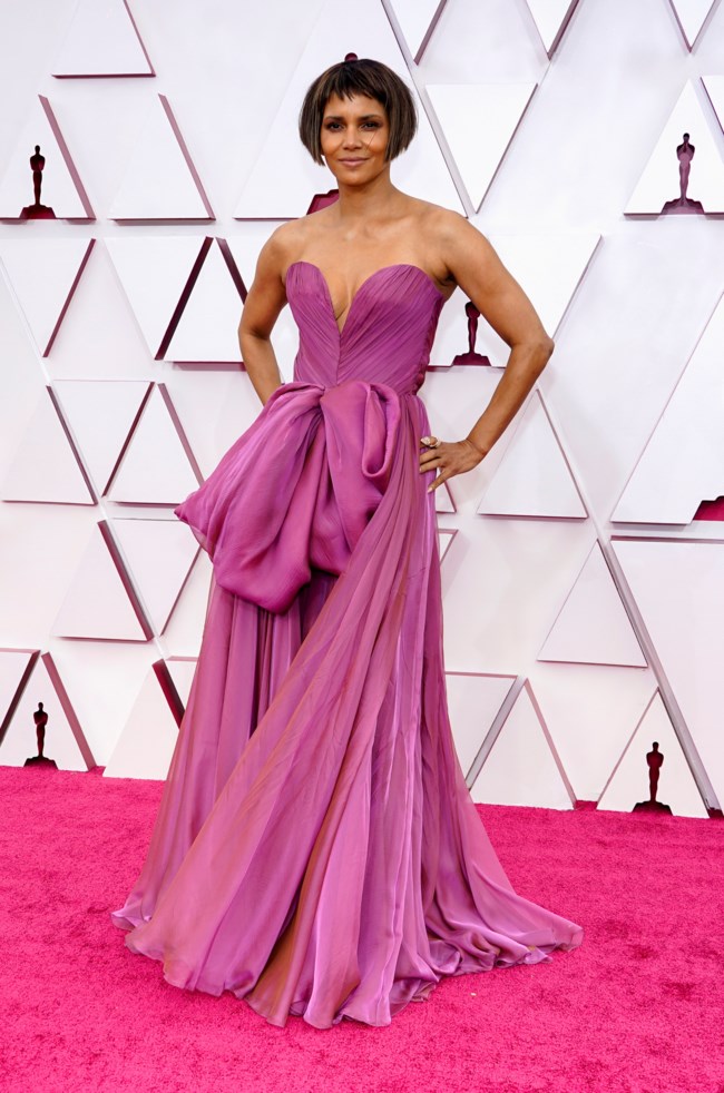HALLE BERRY