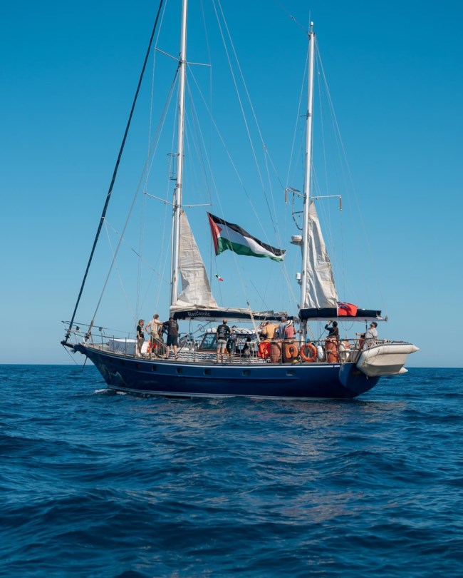 ΓΚΡΕΤΑ ΤΟΥΝΜΠΕΡΓΚ ΣΤΟΛΙΣΚΟΣ ΕΛΕΥΘΕΡΙΑΣ ΓΙΑ ΤΗ ΓΑΖΑ