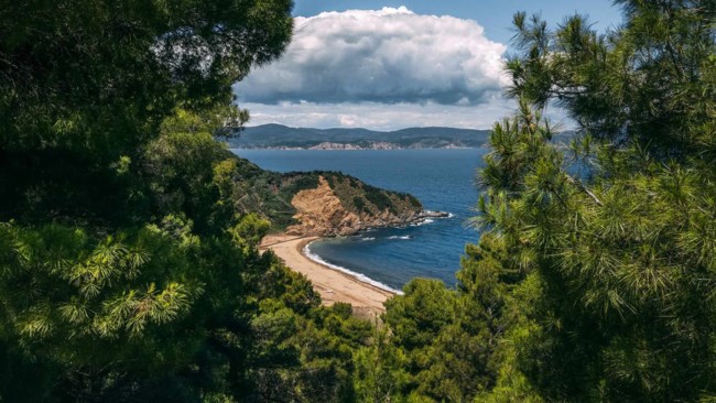 Αυτό είναι το πανέμορφο νησί της Ελλάδας με τη μεγαλύτερη τουριστική περίοδο φέτος