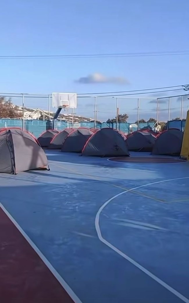 ΣΚΗΝΕΣ ΣΑΝΤΟΡΙΝΗ