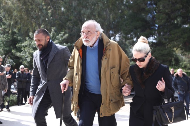 ΚΗΔΕΙΑ ΚΟΥΓΙΑ