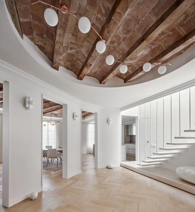 Μια Ελληνίδα συνέβαλε στο σχεδιασμό αυτού του σπιτιού στη Βαρκελώνη