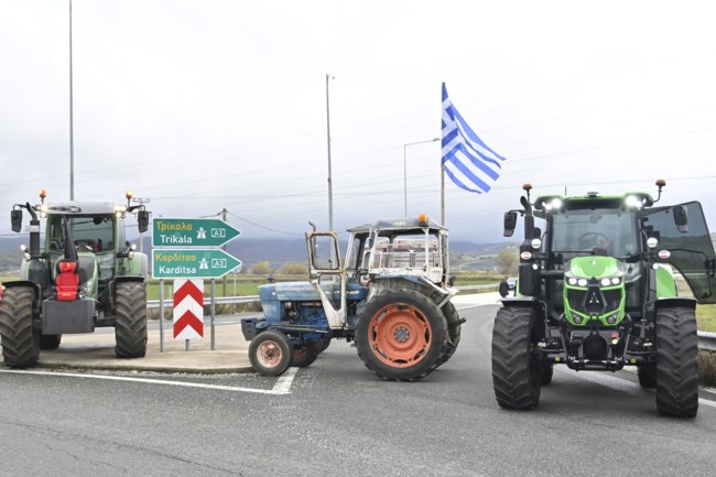 ΑΓΡΟΤΕΣ ΜΠΛΟΚΑ ΔΟΜΟΚΟΣ
