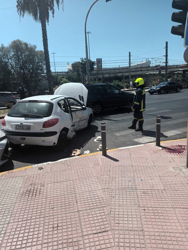 ΤΡΟΧΑΙΟ ΠΑΡΑΛΙΑΚΗ ΓΥΝΑΙΚΑ