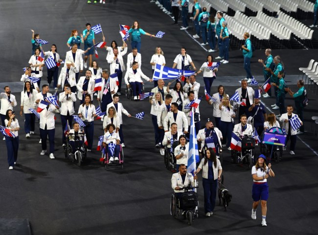 Παραολυμπιακοί Αγώνες 2024: Η σημαία ψηλά και υπερήφανα από την Πασχαλίδου και τον Στεφανουδάκη- Η είσοδος της Ελλάδας