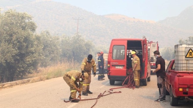 Άμφισσα: Σε εξέλιξη μεγάλη φωτιά - Μήνυμα του 112 για αποφυγή μετακινήσεων προς τη βόρεια περιοχή της Ιτέας