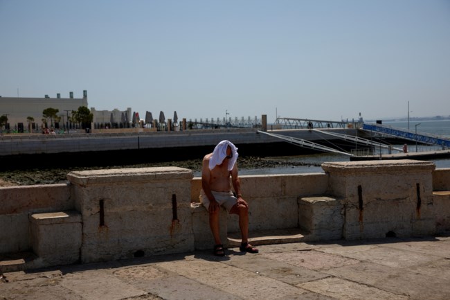 Καμίνι η Ευρώπη: Στους 43 βαθμούς το θερμόμετρο στο Παρίσι, ρεκόρ με 46,5 στην Πορτογαλία