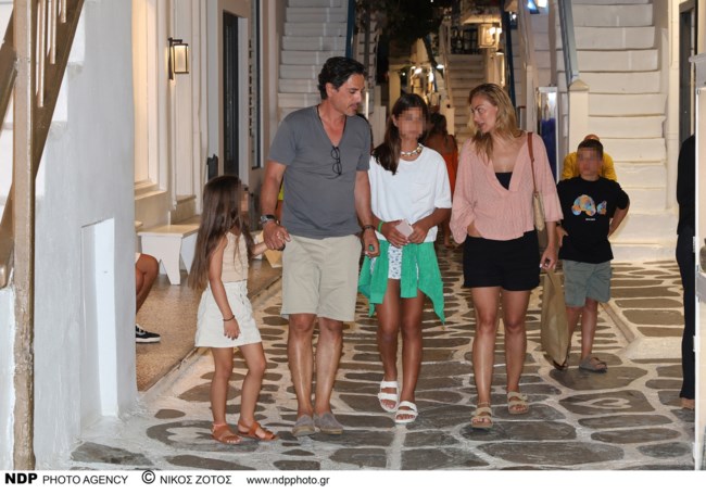 Δέσποινα Καμπούρη: Χώρισε με τον Βαγγέλη Ταρασιάδη: "Δεν είμαστε πια μαζί, μας πονάει βουβά και αθόρυβα για μήνες"