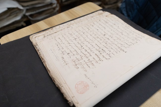 Η εντυπωσιακή ψηφιοποίηση των αρχείων του κράτους - "Πάνω από 1,2 δισ. σελίδες αποκτούν ενιαία μορφή" [εικόνες]