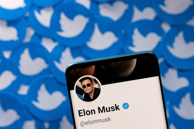 Τα "βρόντηξε" o Ίλον Μασκ από το Twitter: Ανακοίνωσε τον τερματισμό της συμφωνίας εξαγοράς