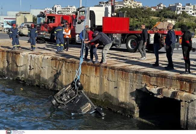 Τραγωδία στο λιμάνι του Ηρακλείου: Νεκρός ανασύρθηκε οδηγός ΙΧ που έπεσε στο νερό [εικόνες]