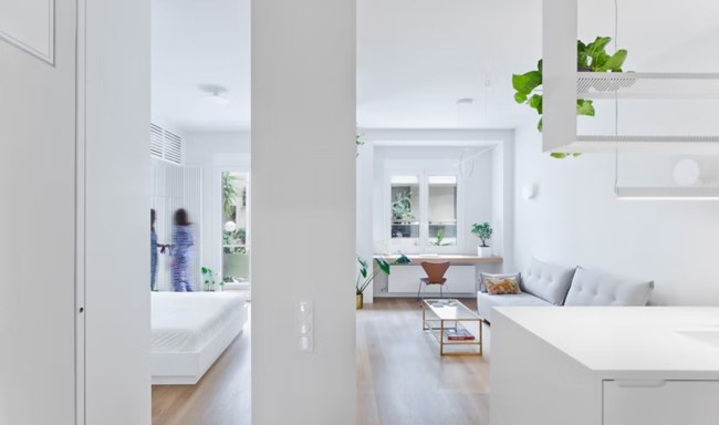 "Αγάπη μου συρρίκνωσα τα τετραγωνικά": Πώς ένα διαμέρισμα 42 τετραγωνικών του '67 στο Κολωνάκι πήρε καινούργια ζωή