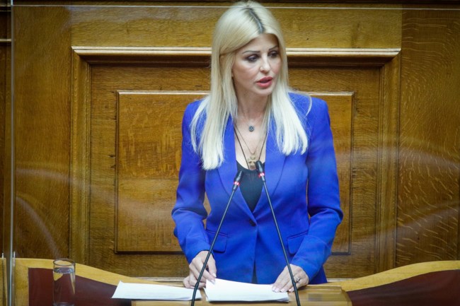 ελενα ραπτη
