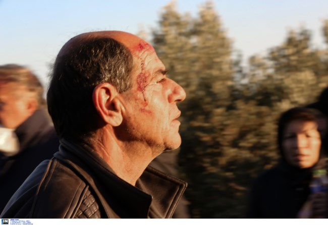 Νέα επεισόδια στη Λέσβο για τις κλειστές δομές - Επεσαν χημικά και κρότου λάμψης