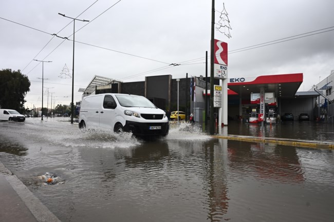 ΒΡΟΧΗ ΑΘΗΝΑ