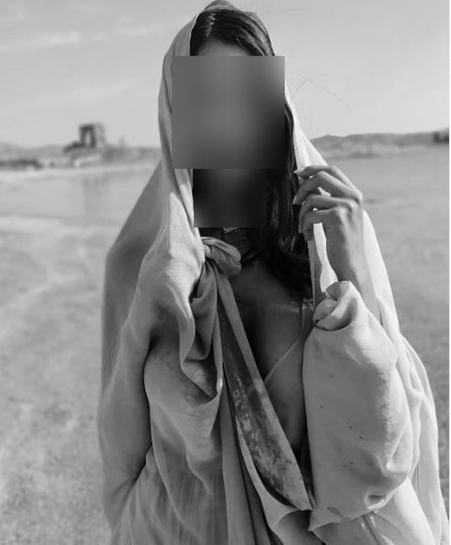 AFRODIRI MPARMPA 6_censored
