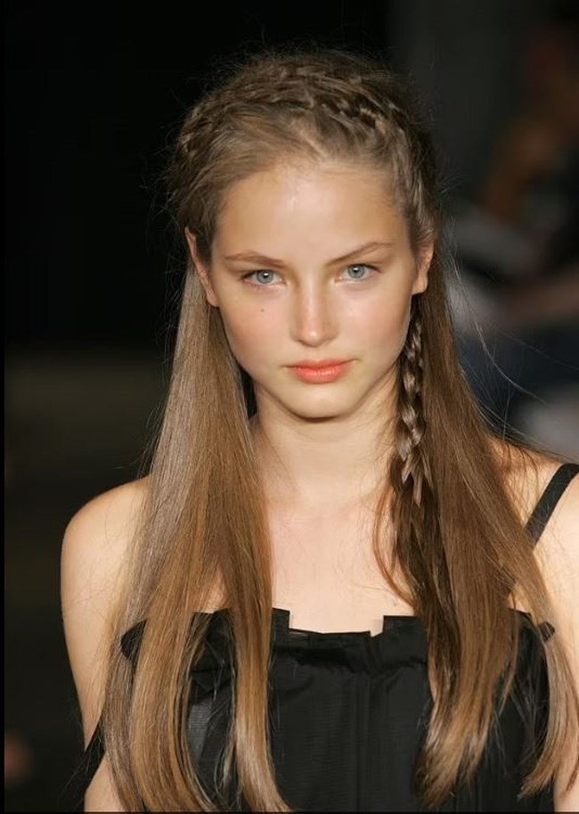 Ο εφιάλτης της Ρουσλάνα: Το τοπ μόντελ που δεν άντεξε την κακοποίηση στα ταξίδια με το "Lolita express" του Επστάϊν