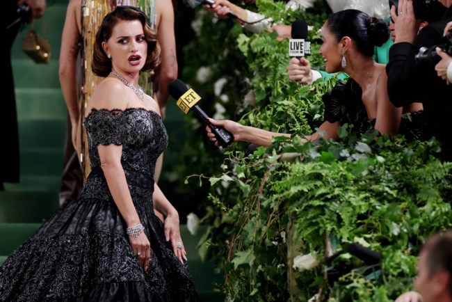 Πενέλοπε Κρουζ Met Gala