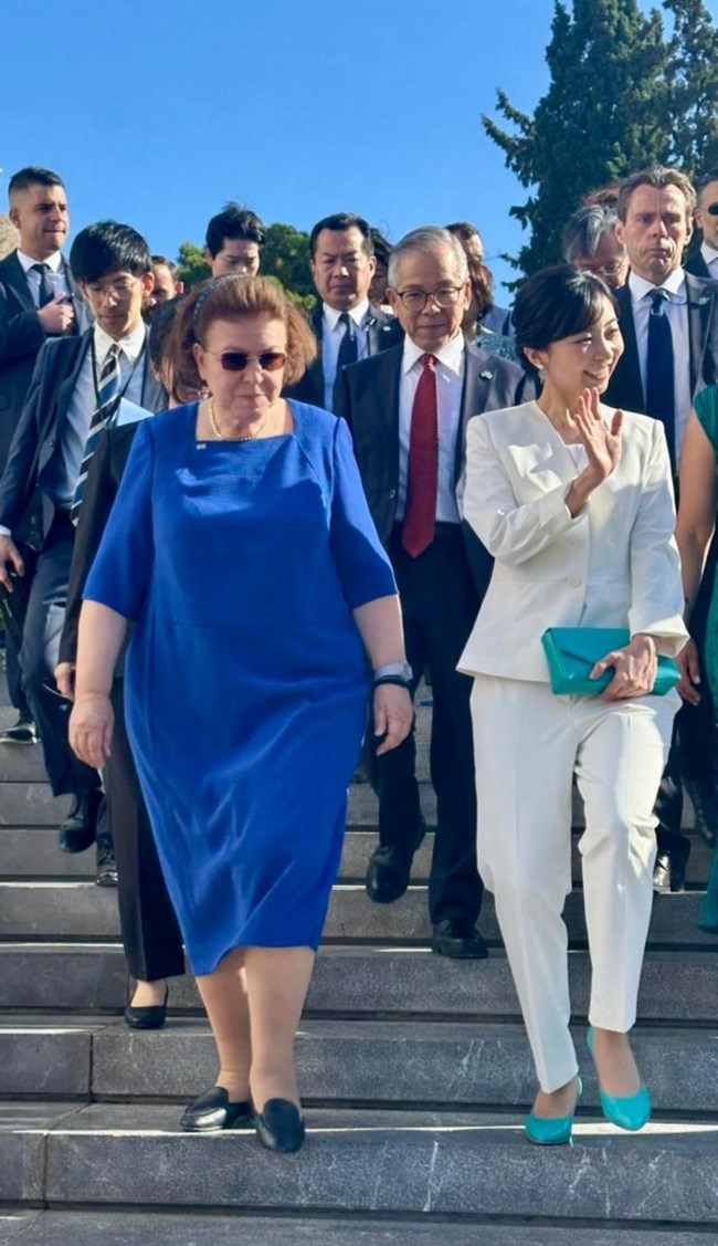 Λίνα Μενδώνη