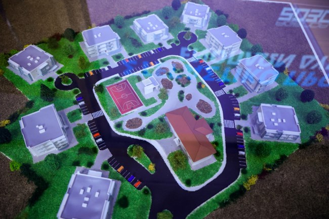 Το υπ. Αμυνας θα κατασκευάσει 10.454 κατοικίες για τους αξιωματικούς των Ενόπλων Δυνάμεων- Ερχεται και "καλάθι" αγορών