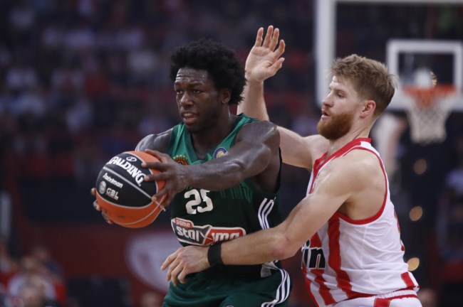 Ολυμπιακός – Παναθηναϊκός 71-78: "Άλωσαν" το ΣΕΦ με εξαιρετικό Ναν οι "Πράσινοι"