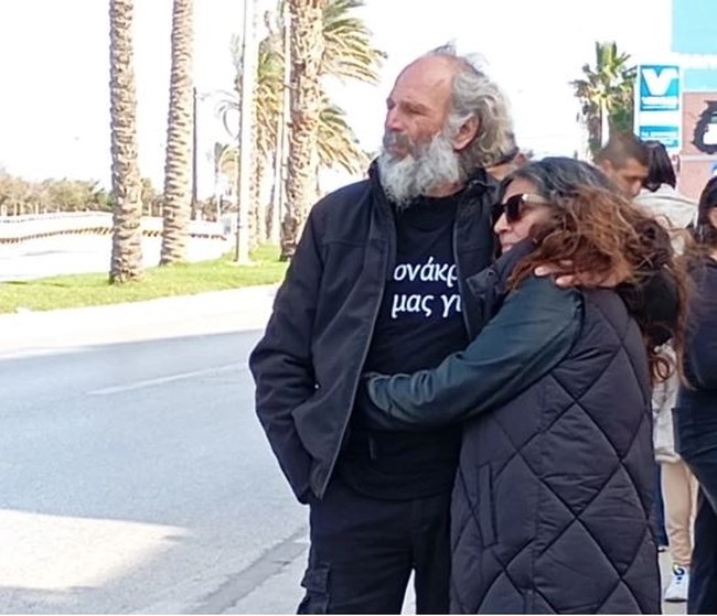 ΚΩΣΤΑΣ ΠΑΡΑΣΥΡΗΣ