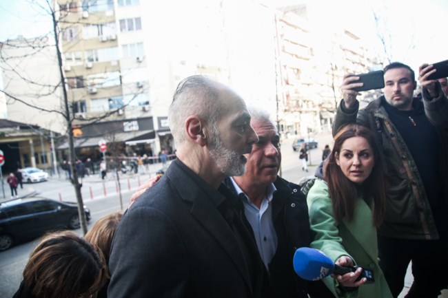 Δίκη Άλκη Καμπανού: Ξέσπασε ο πατέρας του - "Μη με χτυπάτε άλλο" φώναξε και βγήκε από την αίθουσα