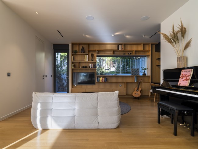 STUDIO THANASIS ΠΕΝΤΕΛΗ