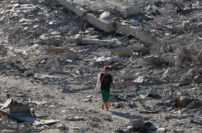 Ανθρώπινο ποτάμι επιστροφής στην ισοπεδωμένη Γάζα - Αντίστροφη μέτρηση για την επιστροφή των ομήρων [εικόνες]