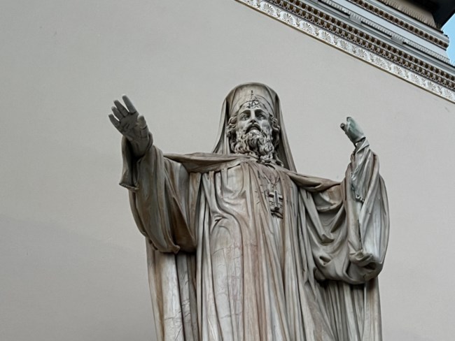 Γρηγόριος Ε χωρίς ράβδο