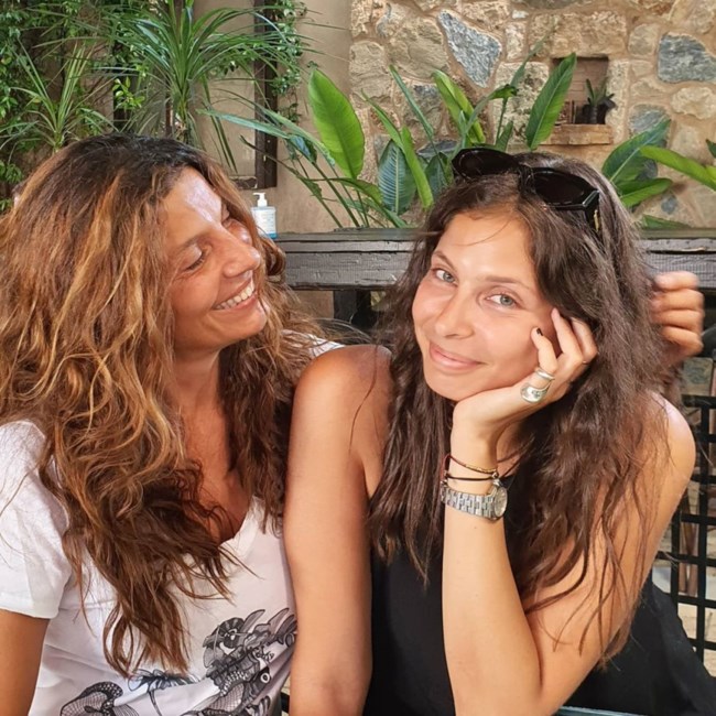 Η Πόπη Τσαπανίδου θα γίνει γιαγιά στα 53 της: "Γέμισε ο κόσμος μου" [Εικόνα]