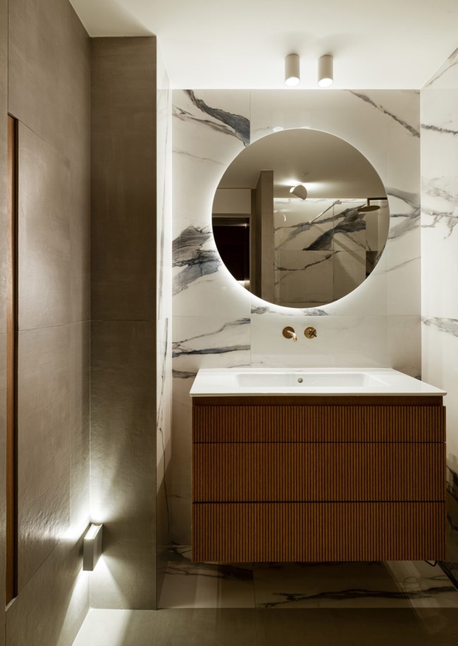 ΣΠΙΤΙ "ΠΑΡΑΘΥΡΟ ΣΤΗΝ ΠΟΛΗ ΘΕΣΣΑΛΟΝΙΚΗ