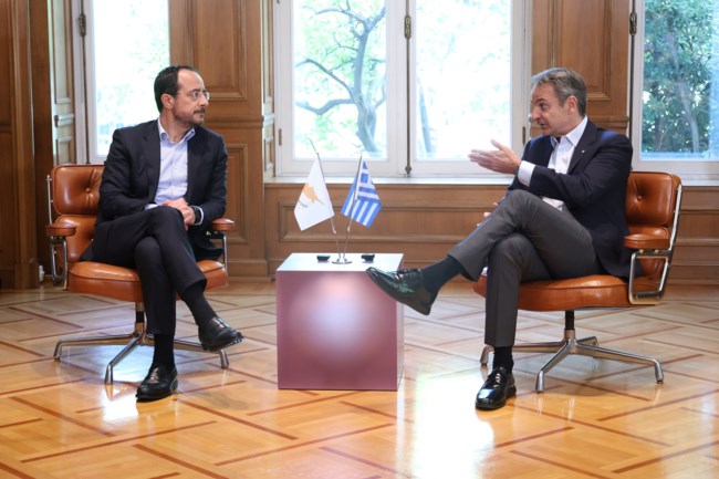 Μητσοτάκης σε Χριστοδουλίδη για το Κυπριακό: Έχουμε σημαντική κινητικότητα, η Ελλάδα στο πλευρό της Κύπρου