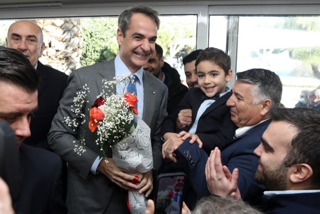 Μητσοτάκης για Τσίπρα: Θλιβερή η εικόνα του- Έχουμε κοινοβουλευτική και όχι "πεζοδρομιακή" δημοκρατία
