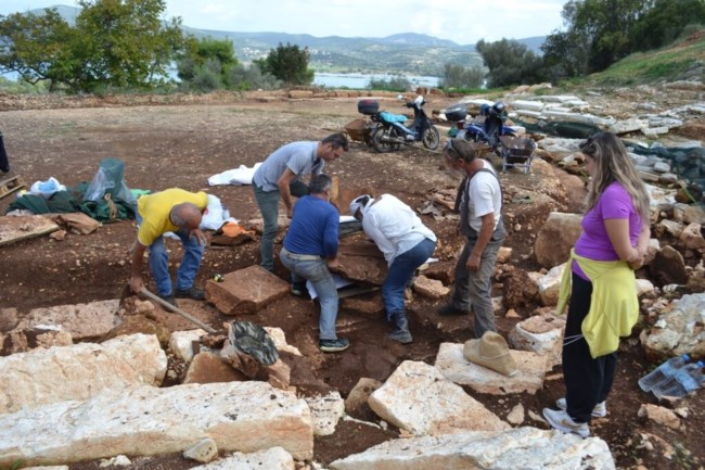 ΘΕΑΤΡΟ ΛΕΥΚΑΔΑ
